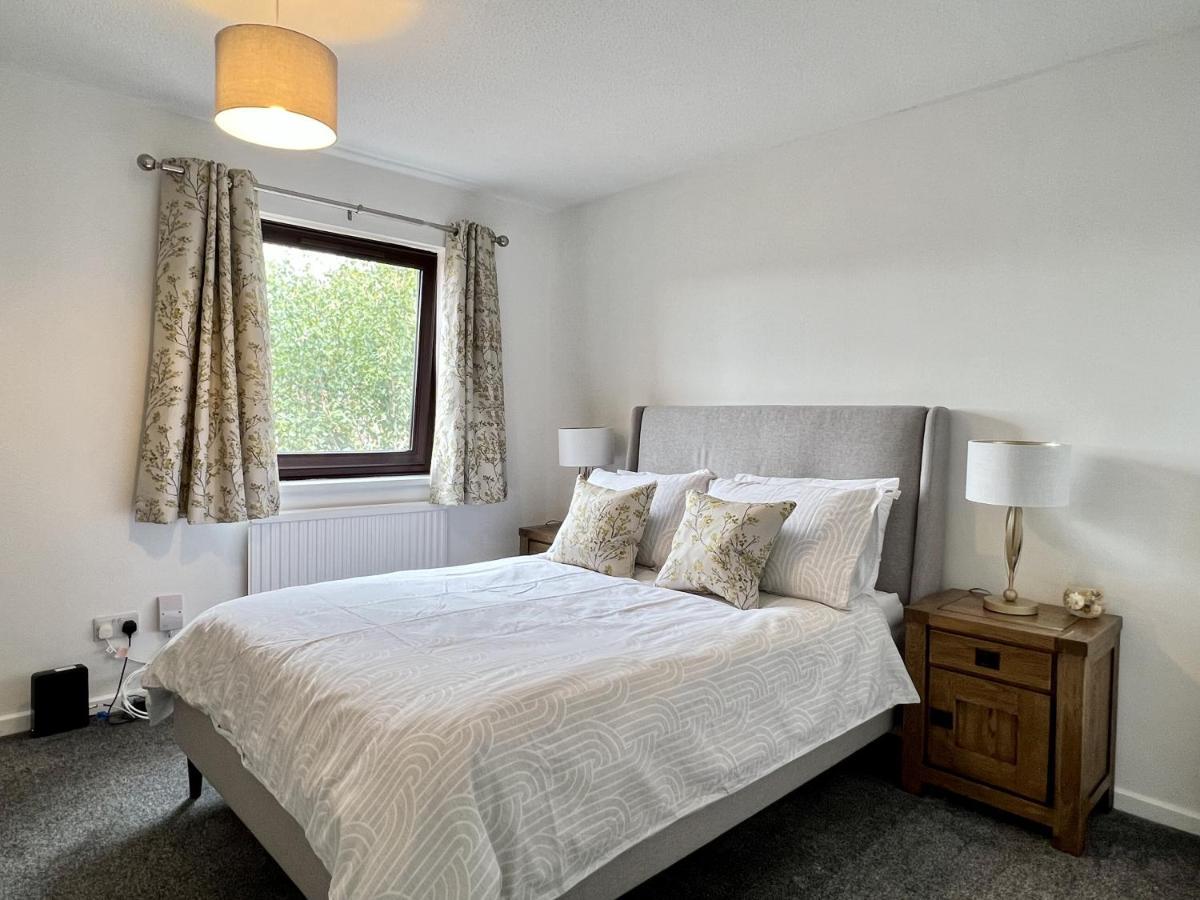 Modern 2 Bed Townhouse Just Outside City Walls With Free Private Parking Йорк Екстериор снимка